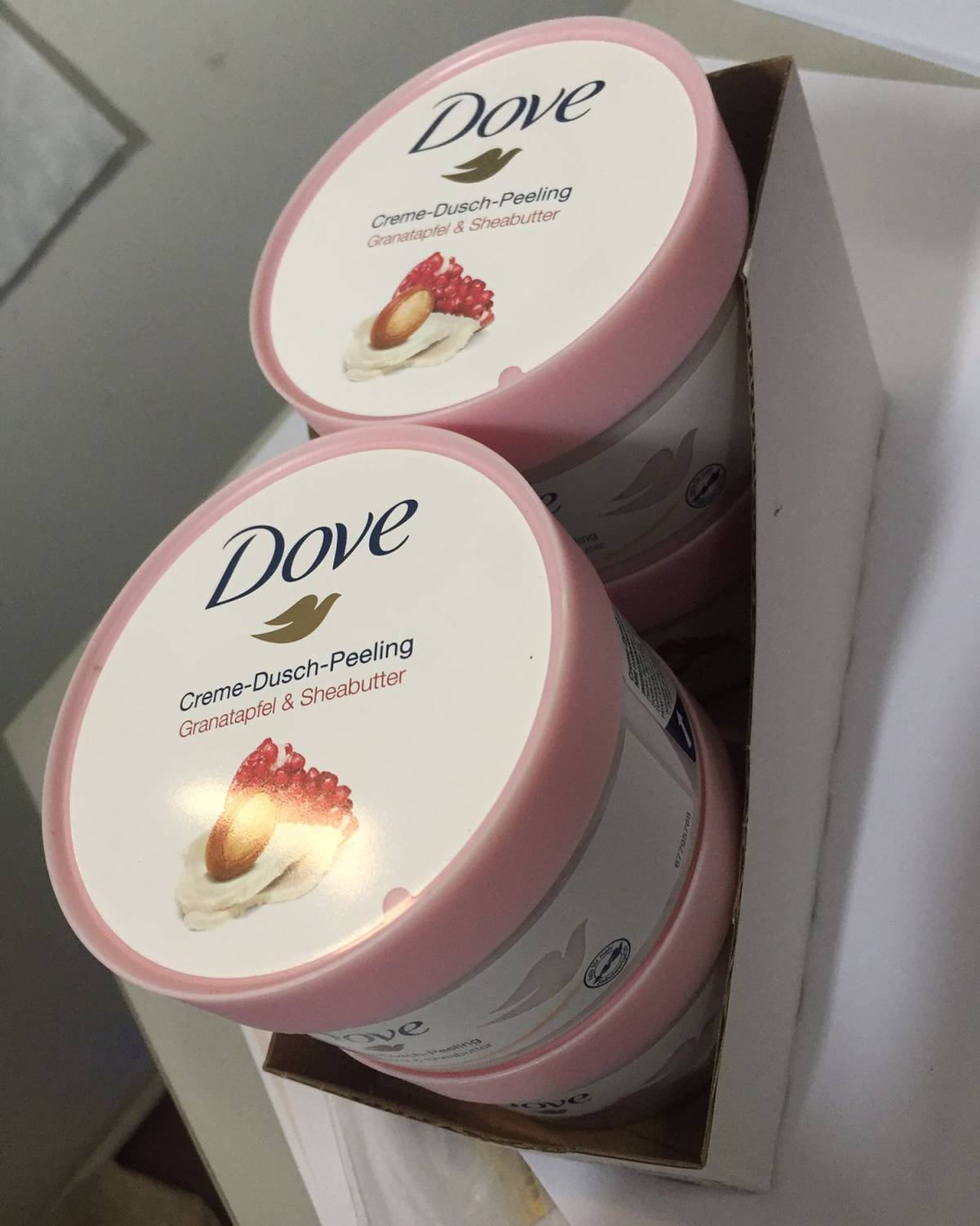 多芬磨砂膏每年必囤，洗澡配上一块搓澡巾绝了