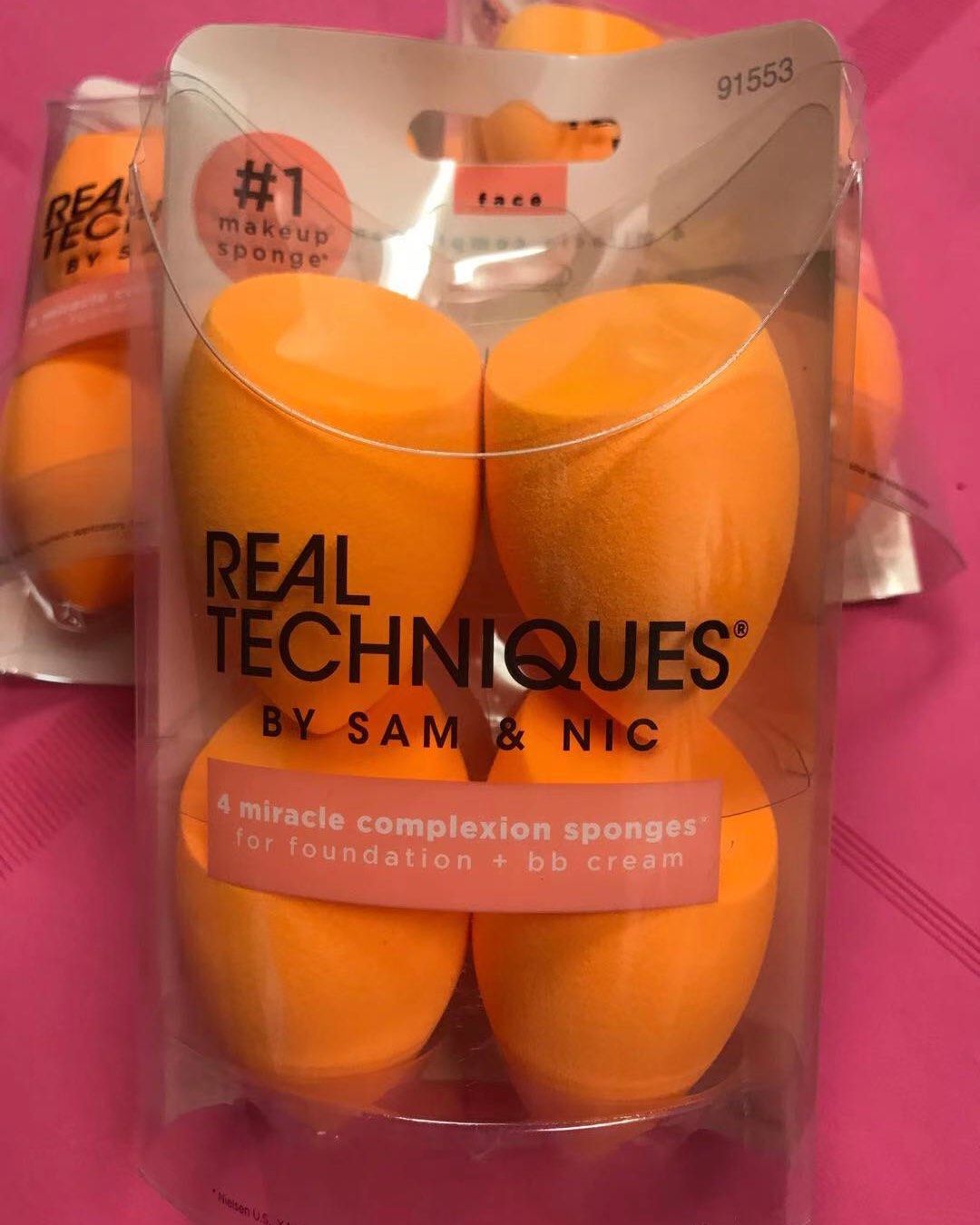 Real Techniques美妆蛋不吃粉且超软干湿两用～ 