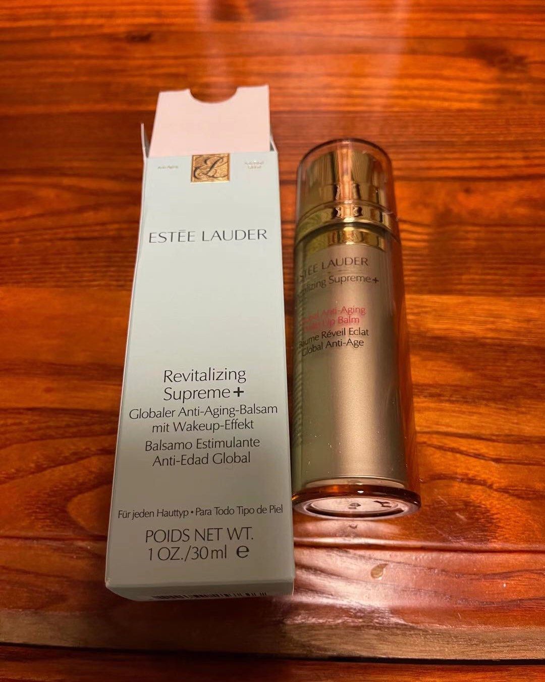 雅诗兰黛多效智妍精华乳➕红石榴晚霜  能说走就走出门看世界，