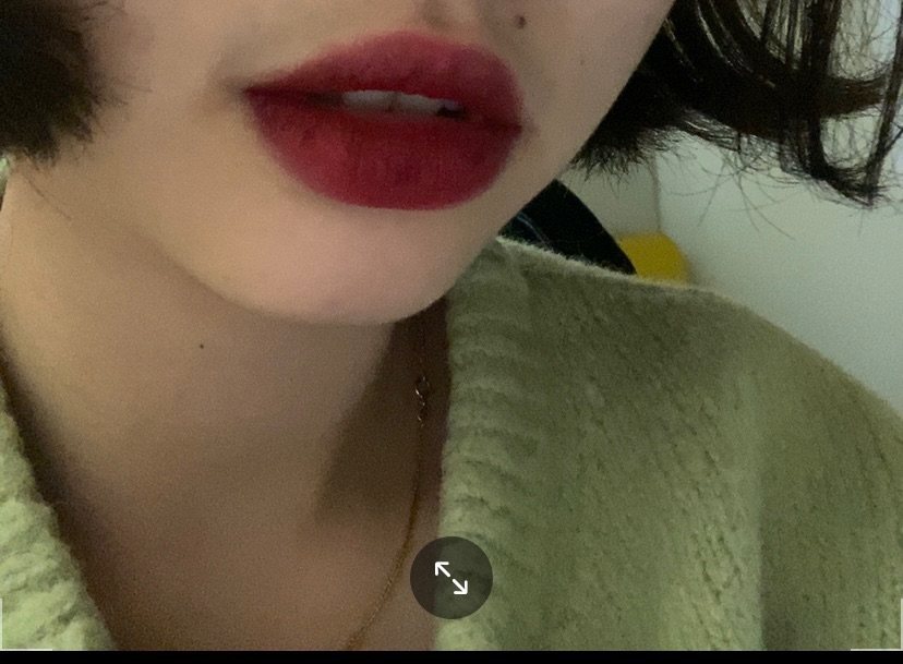 口红打卡DAY1 牌子：NARS  色号：朝下 质感：外壳磨