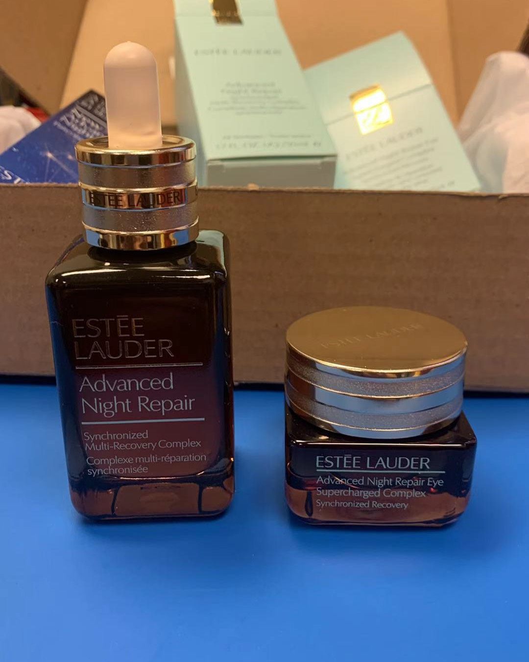 ～我买过的神低价 ～新到的雅诗兰黛第七代小棕瓶开箱～ 没等手