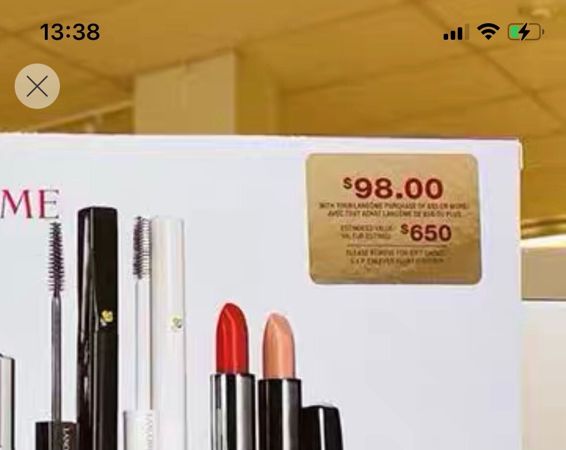 小白来问个问题！想从网上买兰蔻圣诞礼盒，为什么有三种不同的，