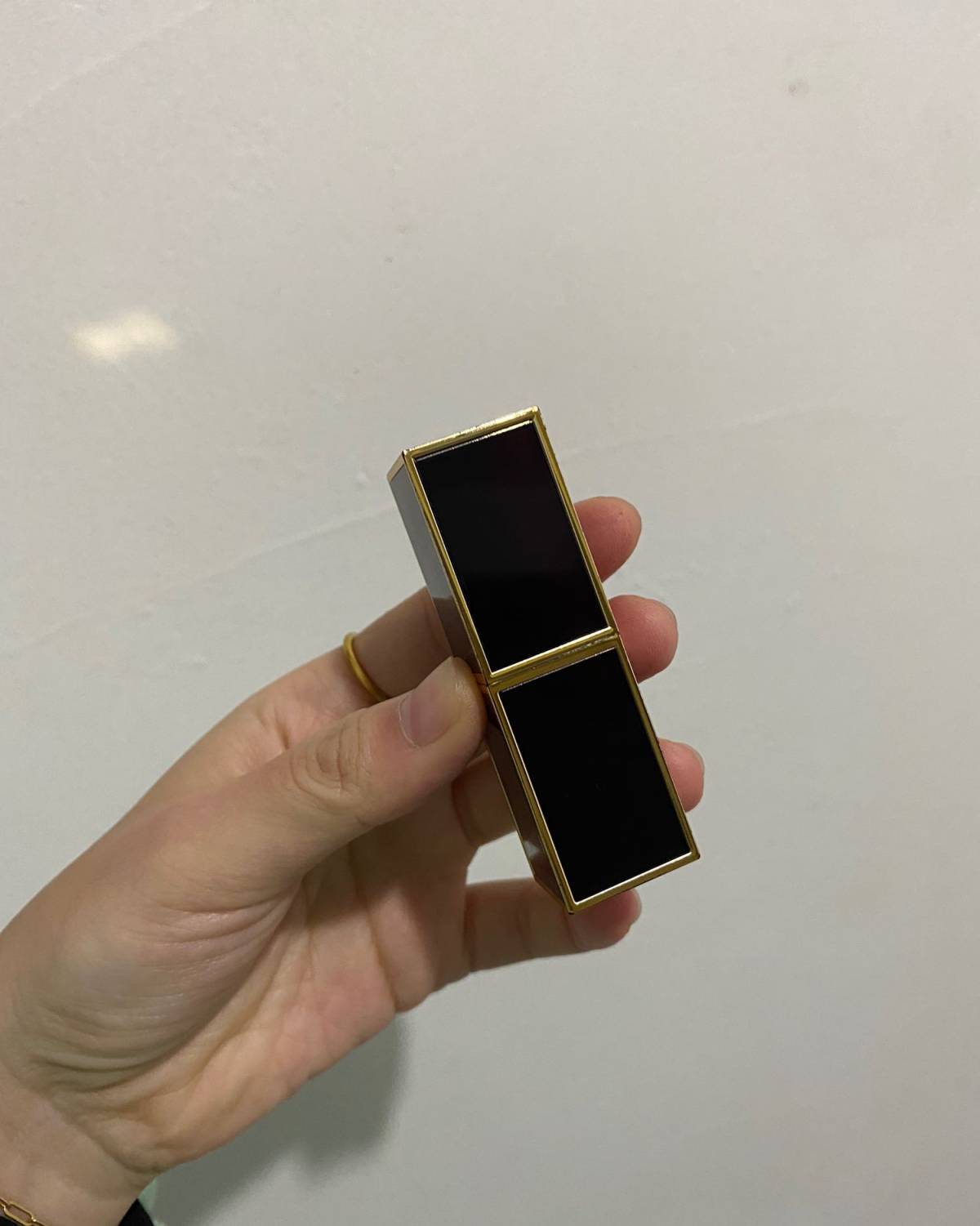 口红打卡day7 口红品牌：tf 80 鼻祖哇！老网红！薄涂