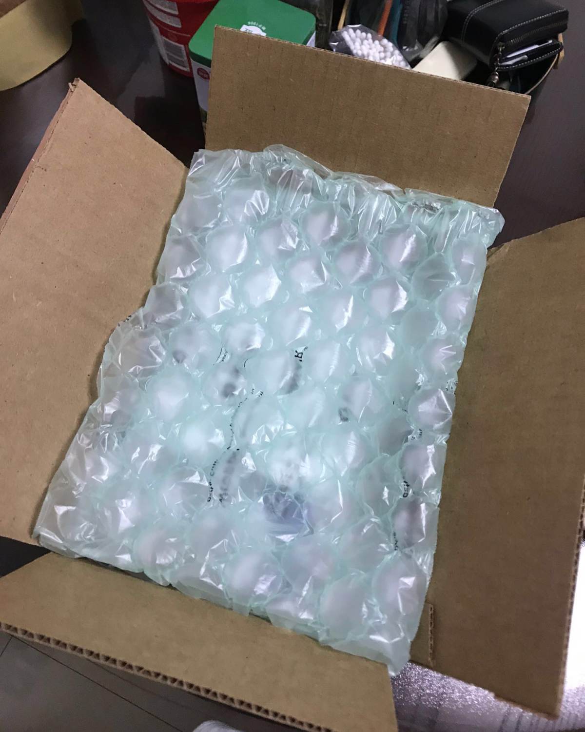 跪求点赞哈哈哈哈 圣诞节快落呀姐妹们哈哈哈哈🎄 雅诗兰黛小