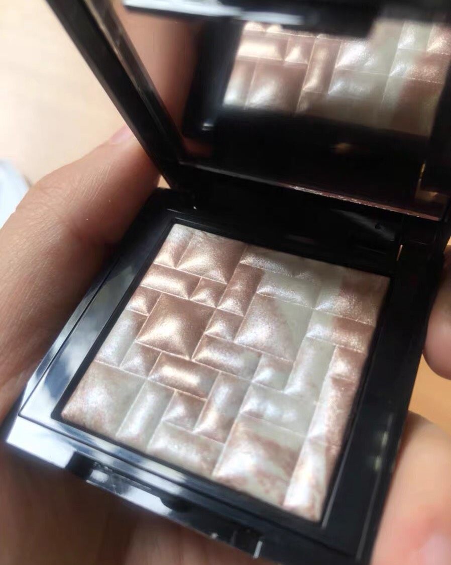 神仙水光感✨五花肉高光 Bobbi Brown 五花肉高光真