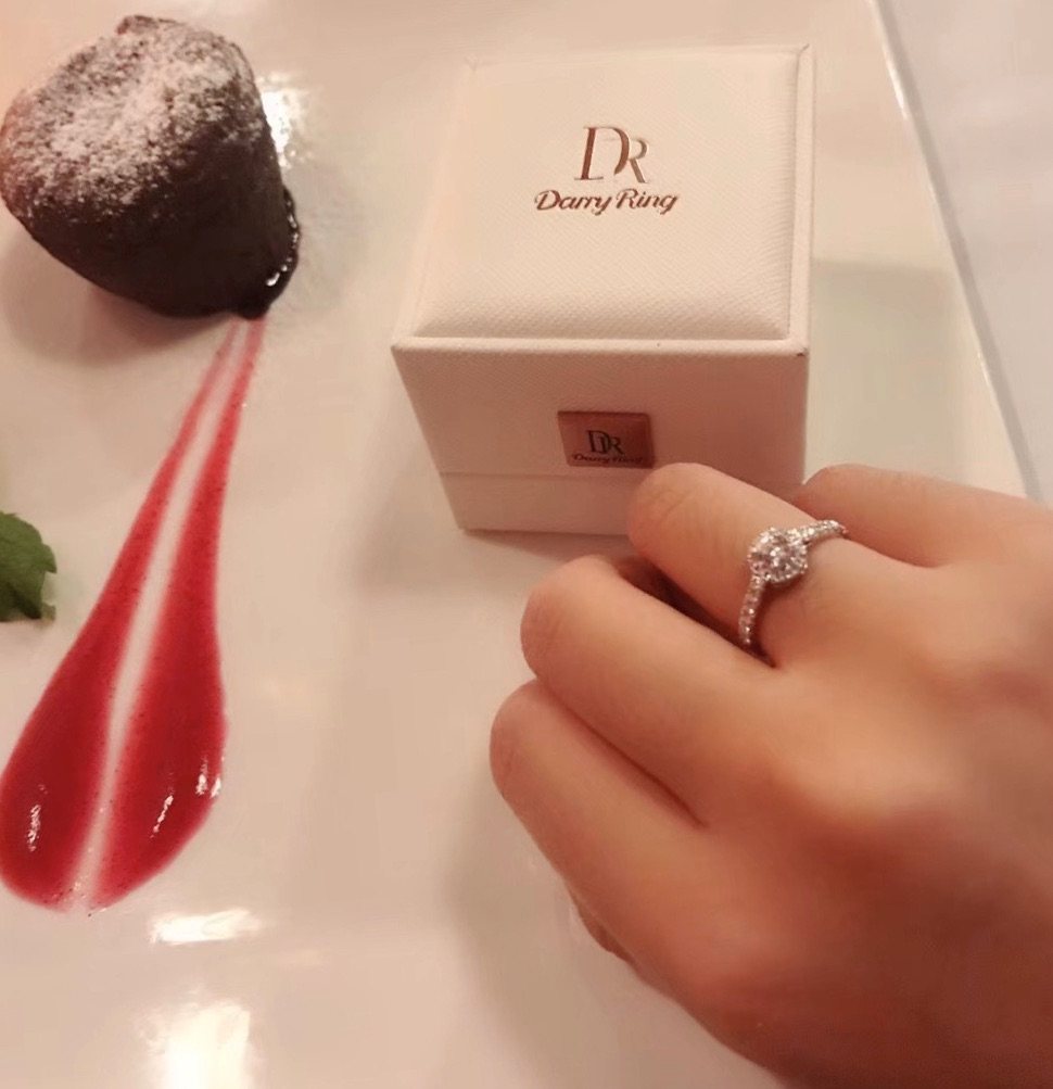 一生只送一人，DR钻戒💍  记得上大学的时候就关注这个牌子