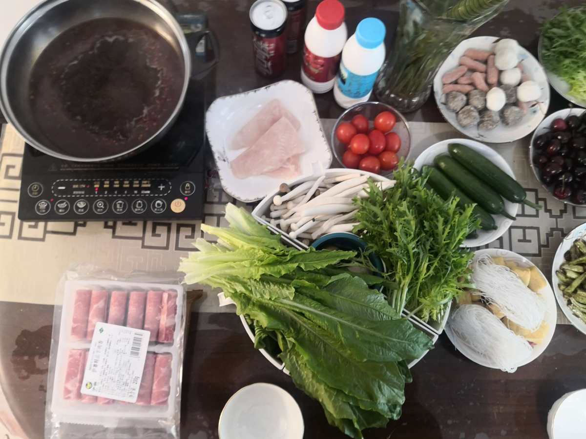 🌟今年跨年和闺蜜一起 元旦弟弟结婚，因为疫情原因，我不能坐