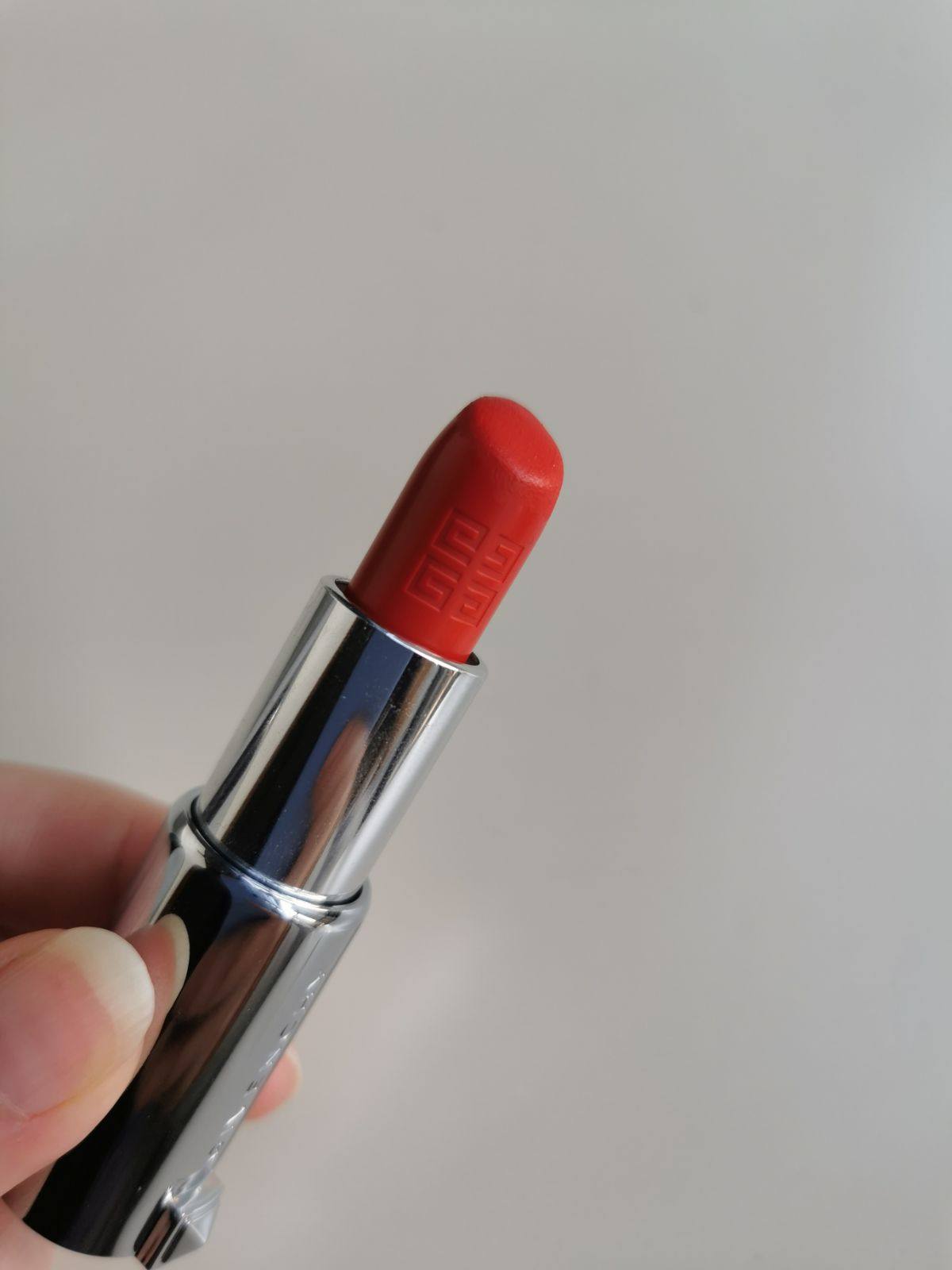 #7天口红挑战#今天涂的是纪梵希小羊皮306，带点俏皮的正番