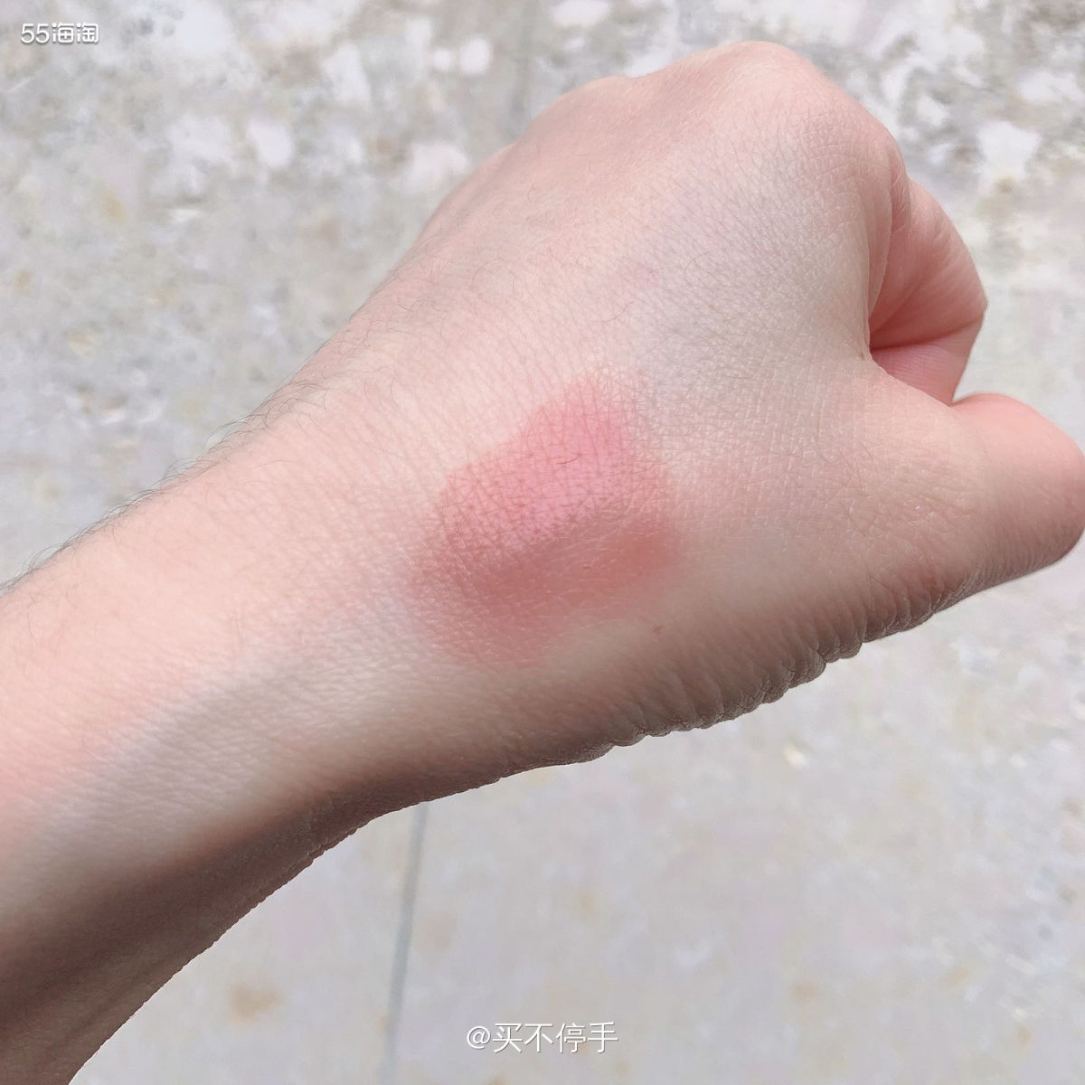 #7天口红挑战# MAC HUG ME 今天是假期最后一天了