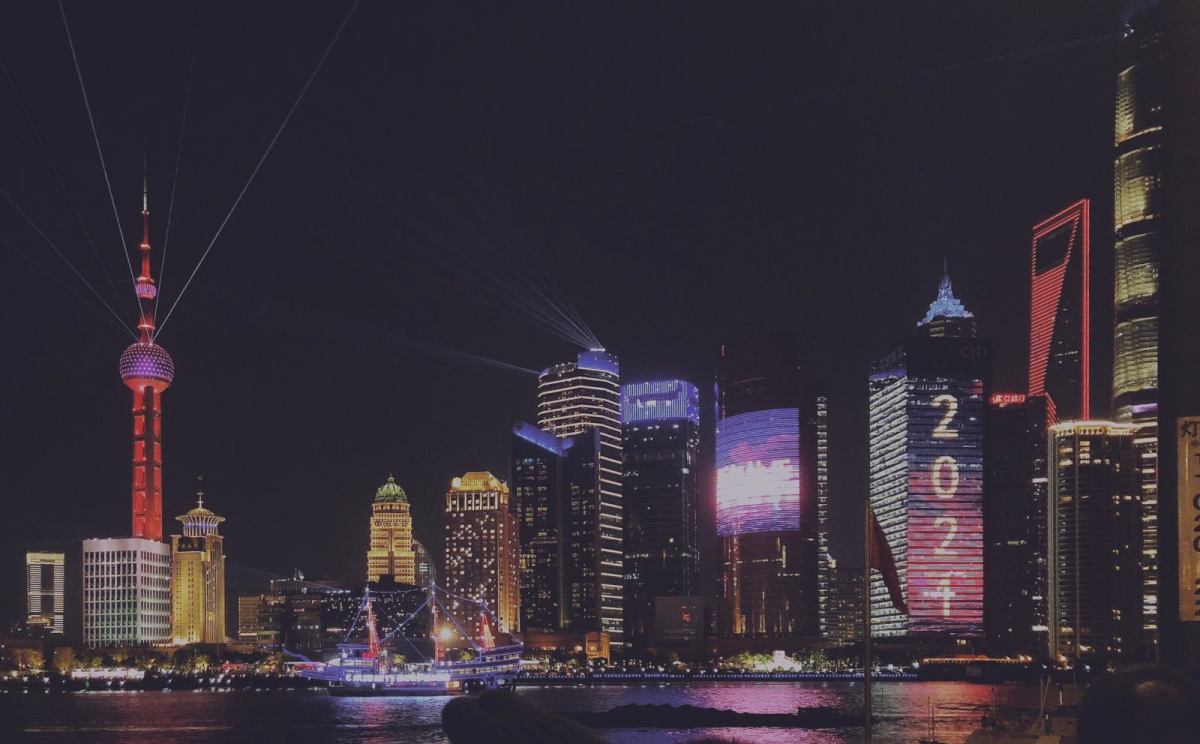 #我在这跨年#  今年年底超级忙 于是我们策划了一场年底“出