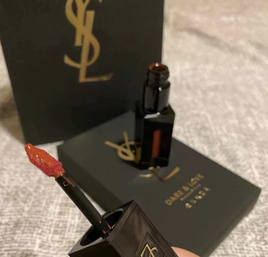 YSL 416 圣罗兰绝美烂番茄色  416可以说是水润感烂