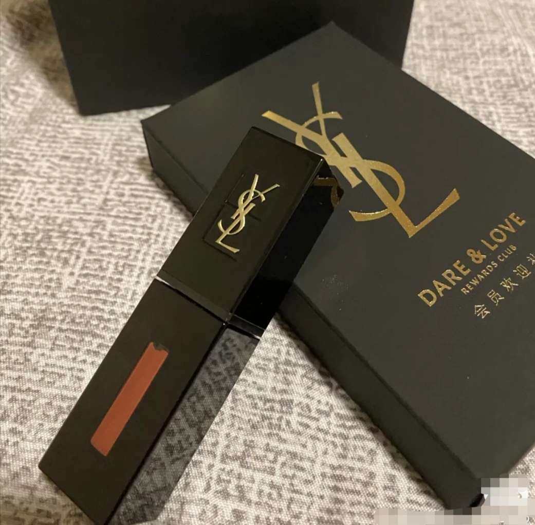 YSL 416 圣罗兰绝美烂番茄色  416可以说是水润感烂