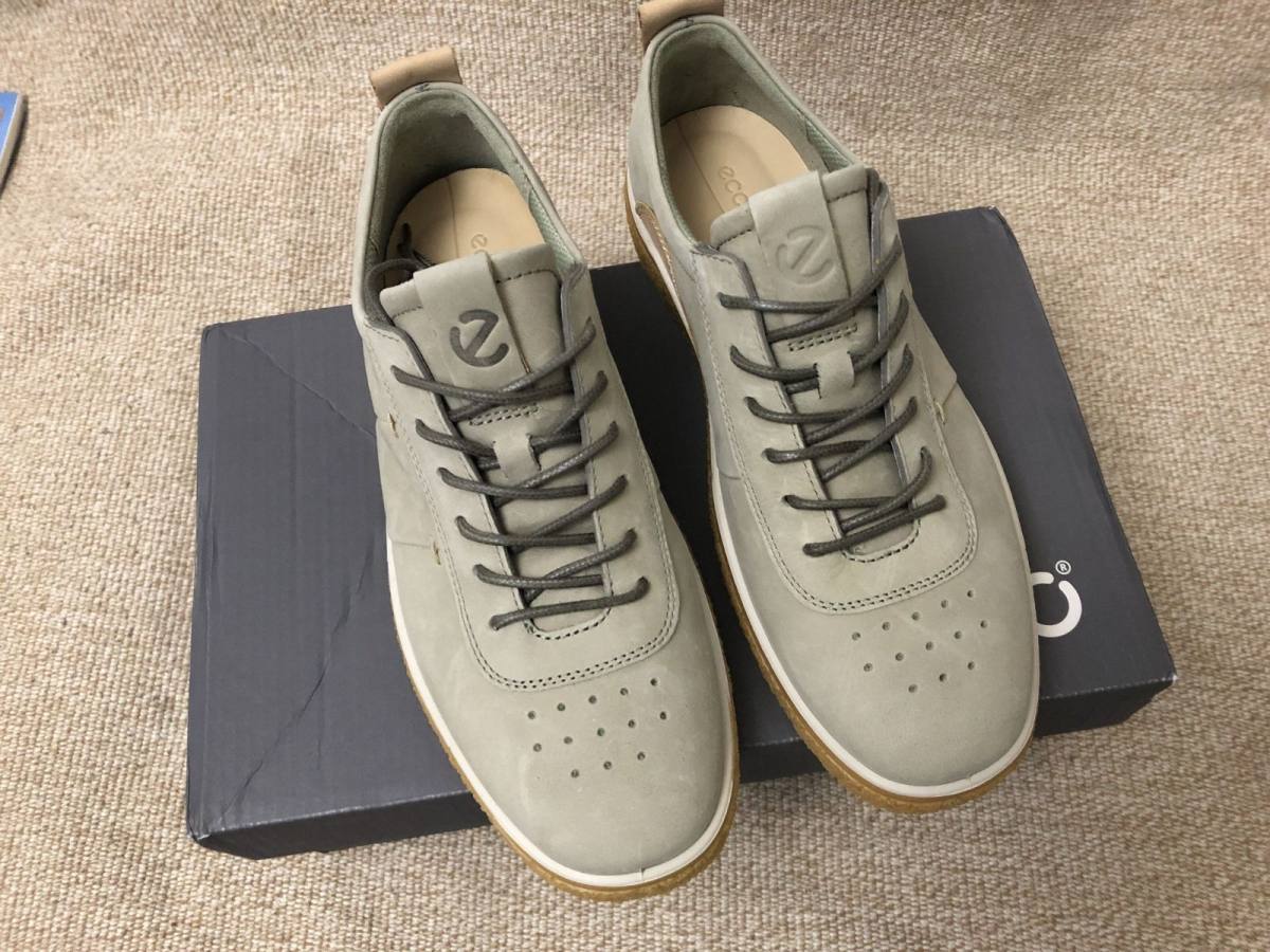 中邮海外购+美亚+ECCO女鞋+20天 EMS跟踪号：BZ0