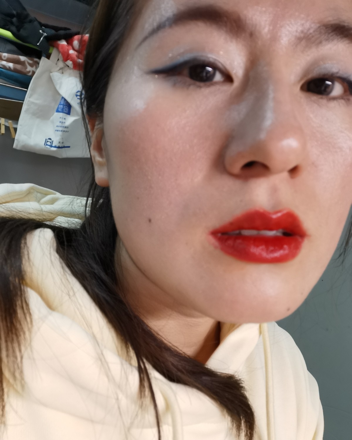 #七天口红挑战#兰蔻哑光196 这一款颜色超级好看，相比较阿