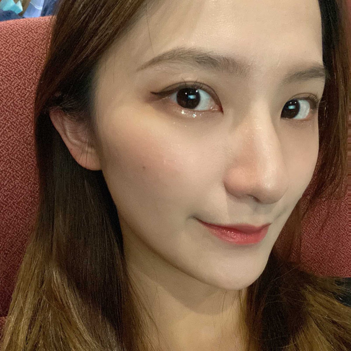 #最in新年妆# 温柔气质的伪素颜妆容分享～  过年回家当然