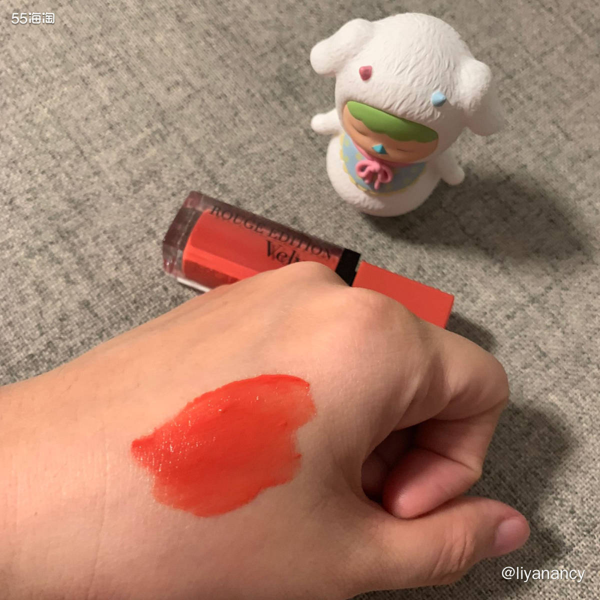 妙巴黎04西柚色  ✨妙巴黎的唇釉还是很便宜的，之前黑五的时