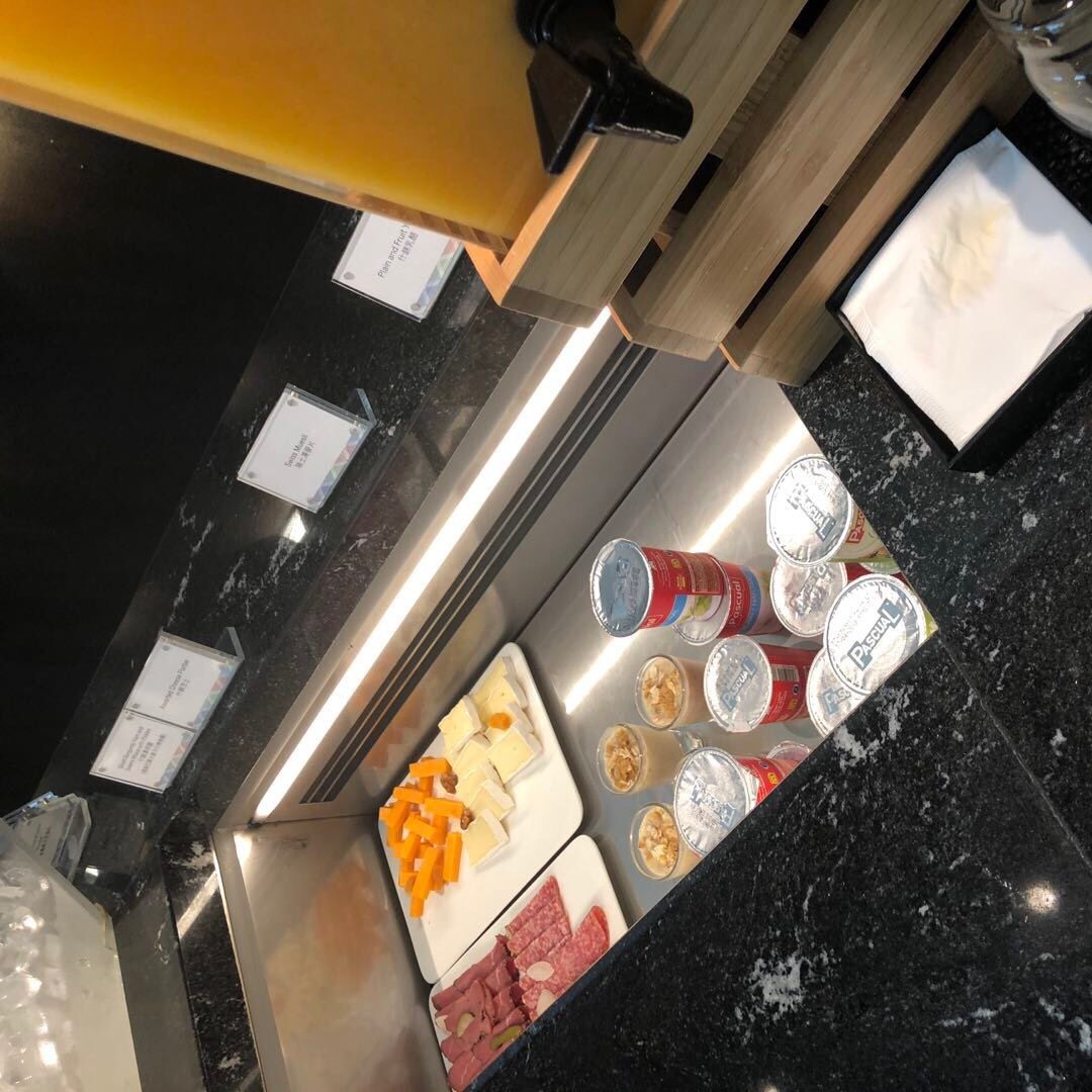 接上回达拉斯篇，到这个时候我就开始适当的换一点积分去换一换机