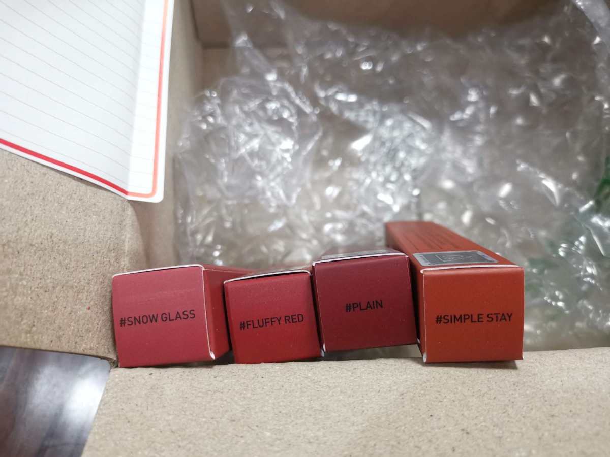 海淘开箱记—3CE云朵唇釉 在3CE买一送一活动的最后一天，