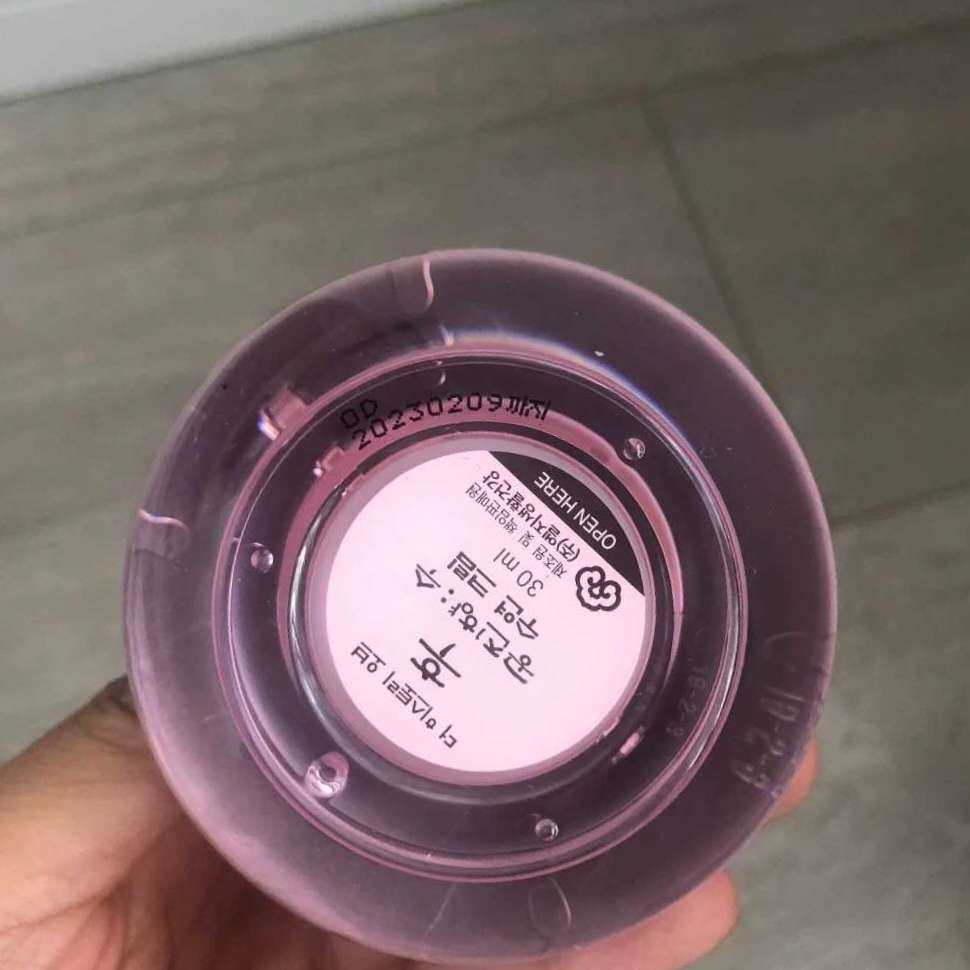 后水妍面霜 各位仙女们，面霜必不可少，作为最后的锁水部分～ 