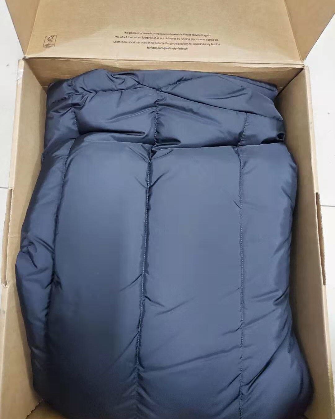 海淘第二单 中国香港🇭🇰转运 发发奇中意的羽绒服，寄国内