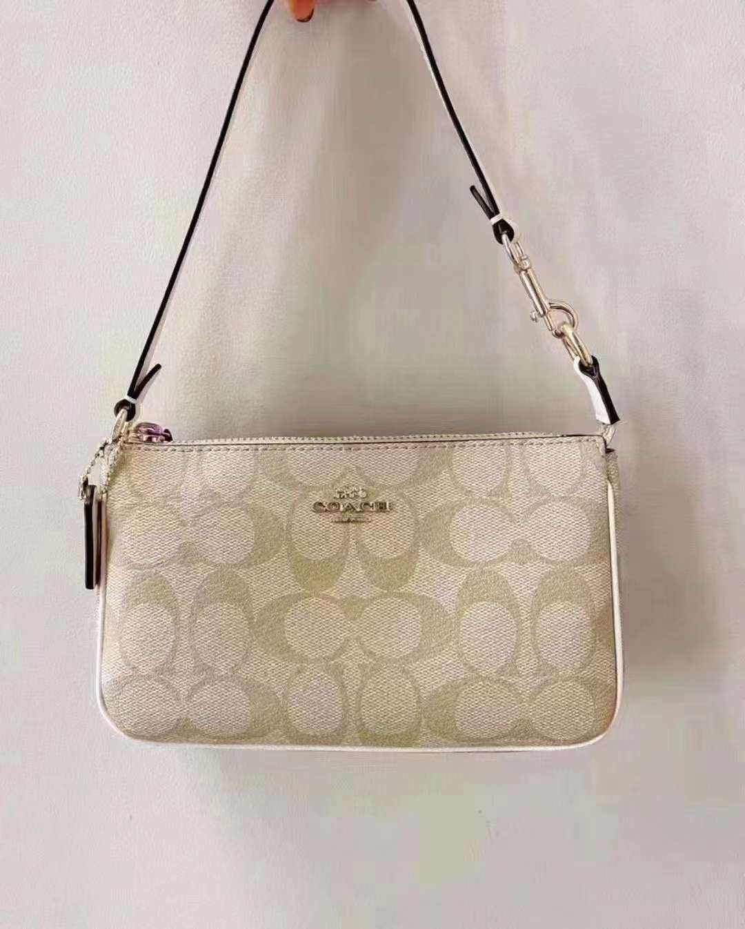 🇺🇸 Coach 奥莱Nolita 白边老花 麻将包 尺