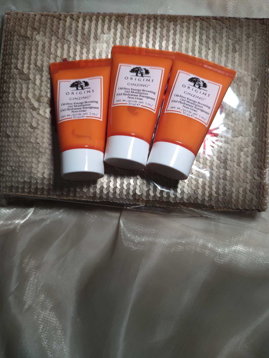 悦木之源面霜 🍬成分:多重透明质酸，角鲨烷多重锁水，保湿效