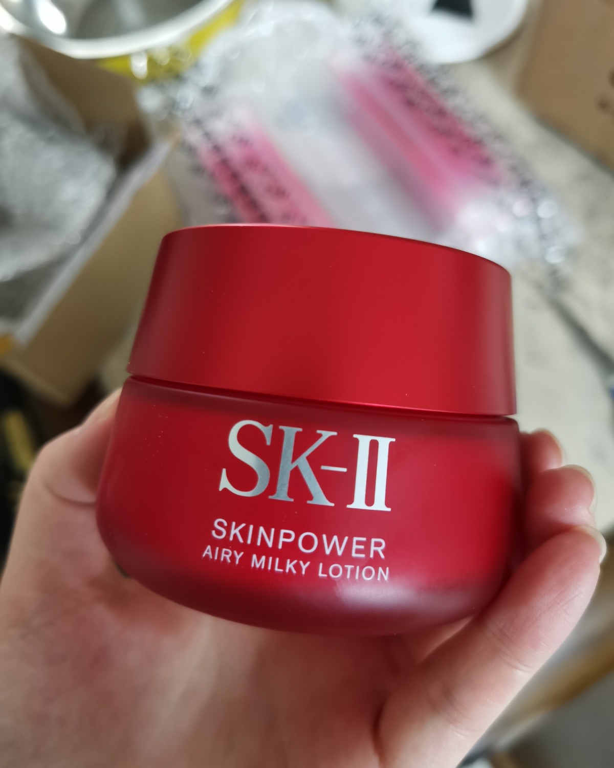 SK2大红瓶怎么样？分享我的使用心得！  今天说一下新春买的