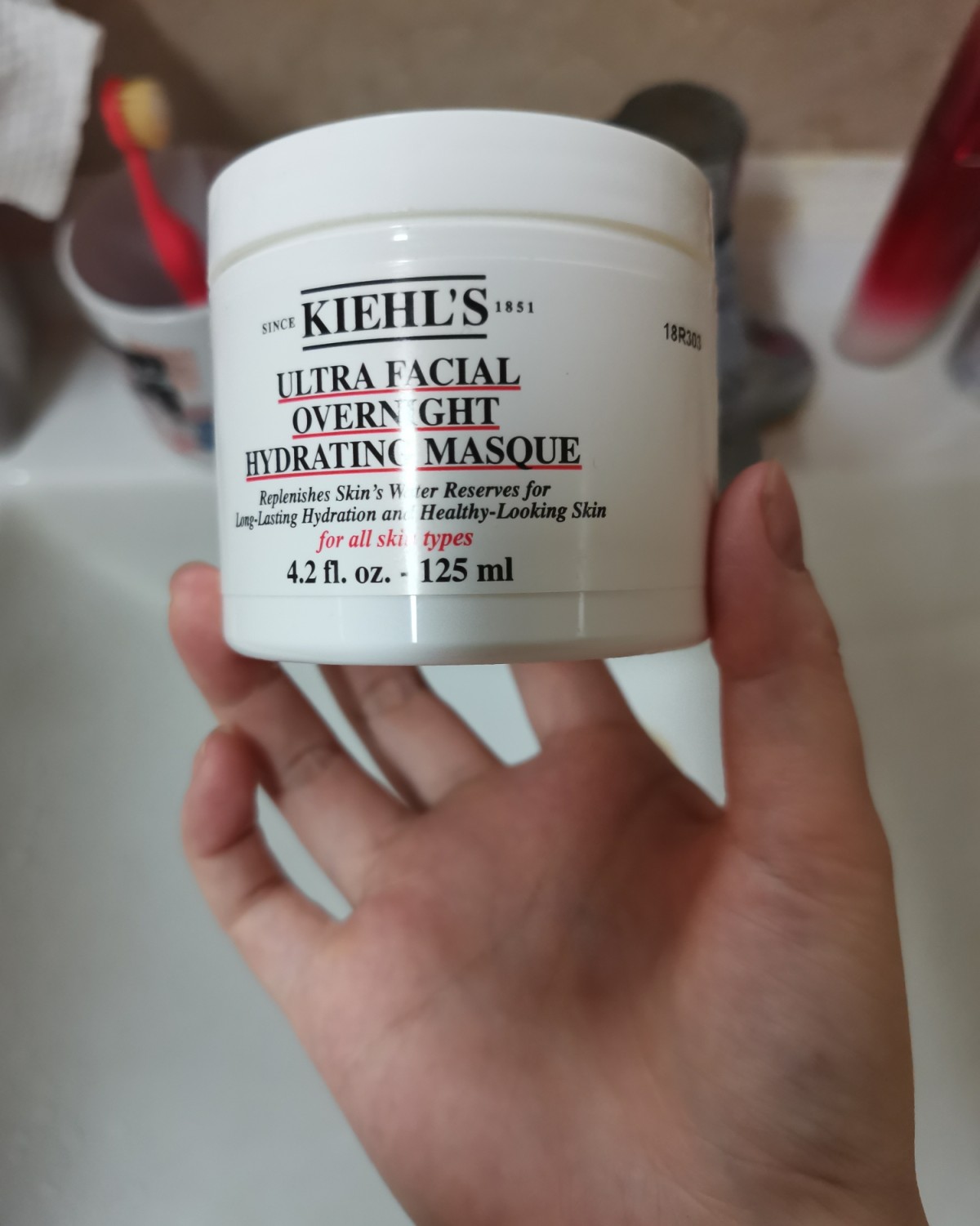 接上一篇战痘经历，这个是我每次刷酸以后，第二天一定会敷的面膜