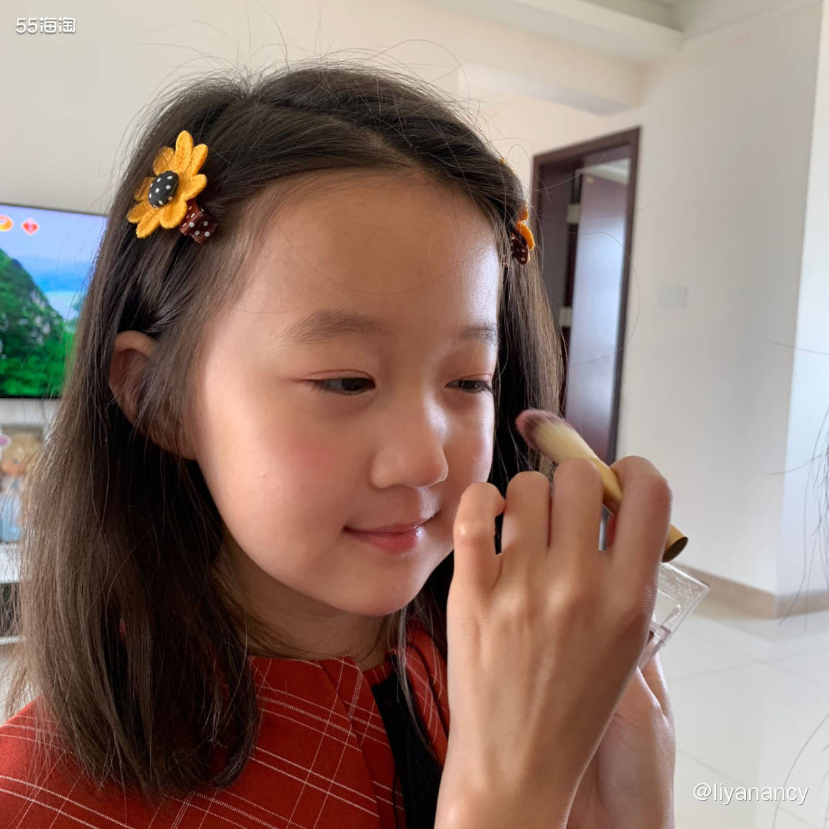 宅家不无聊 给小朋友化新年妆  ✨今天就是除夕了，祝大家新年