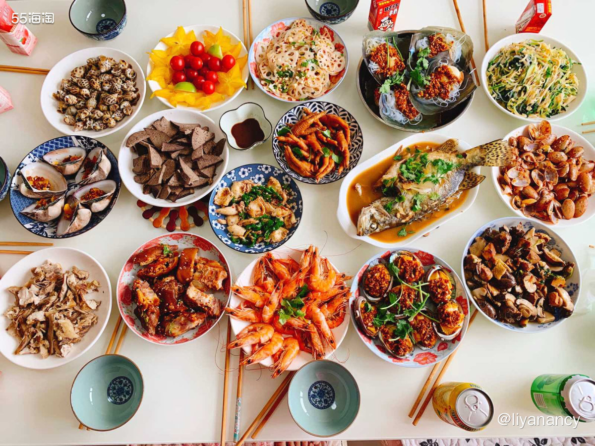 晒一下我家年夜饭  ✨因为家里有小朋友,所以吃年夜饭的时候就