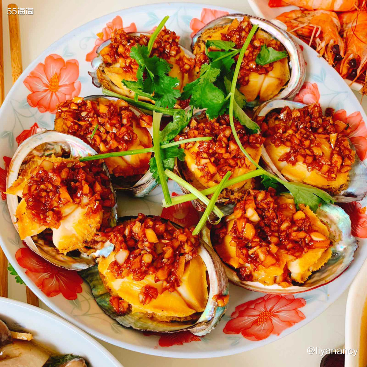 晒一下我家年夜饭  ✨因为家里有小朋友,所以吃年夜饭的时候就