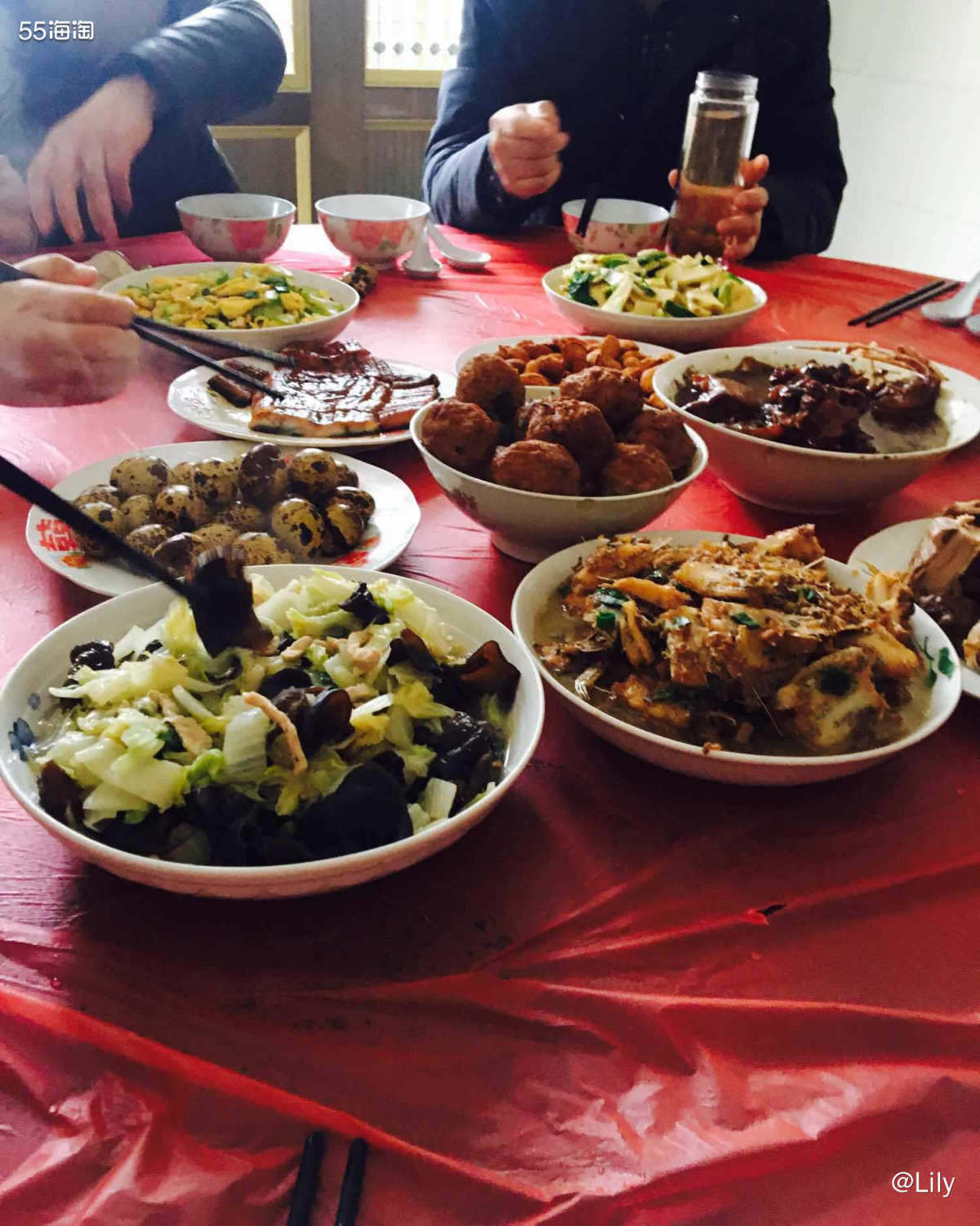 #我家年夜饭# 今年是特殊的一年，家里人有些在外地过年，相对