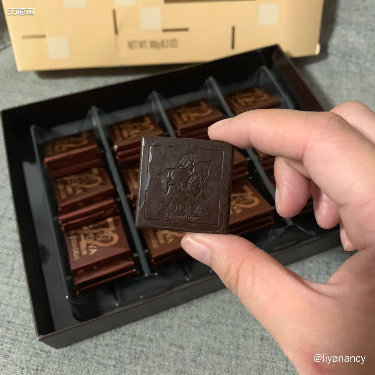 godiva黑巧克力  🍓这个也是春节期间买的巧克力，亚马