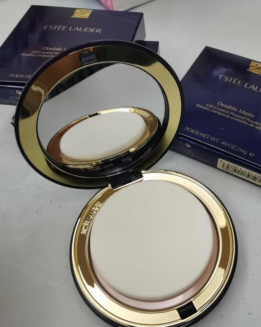 雅诗兰黛 Double Matte 持久控油哑光粉饼  购于