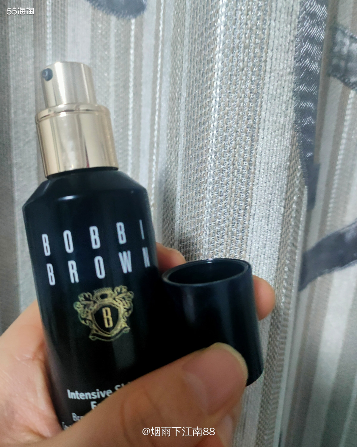 芭比布朗虫草粉底液评测 💞本人肤质冬天混干，夏天混油，以前