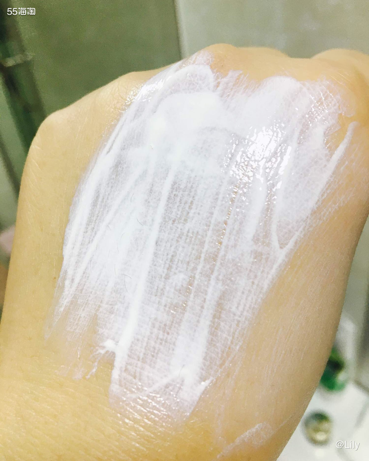 新春晒单之 雅漾小金刚使用分享这款在刚出来时我就入手了，断断