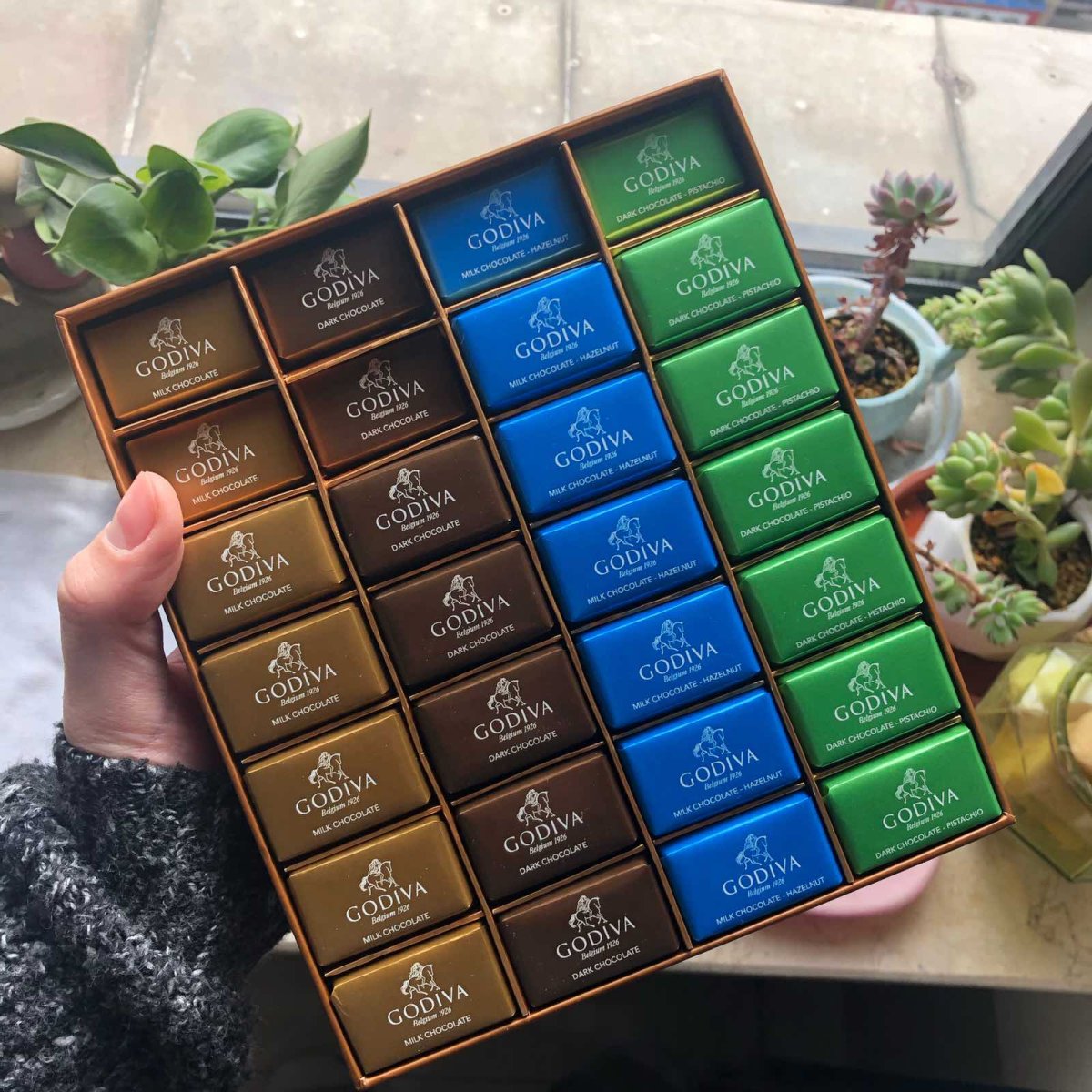 第3⃣️个年货分享！  最近疯狂买了好多种巧克力🍫～～～我