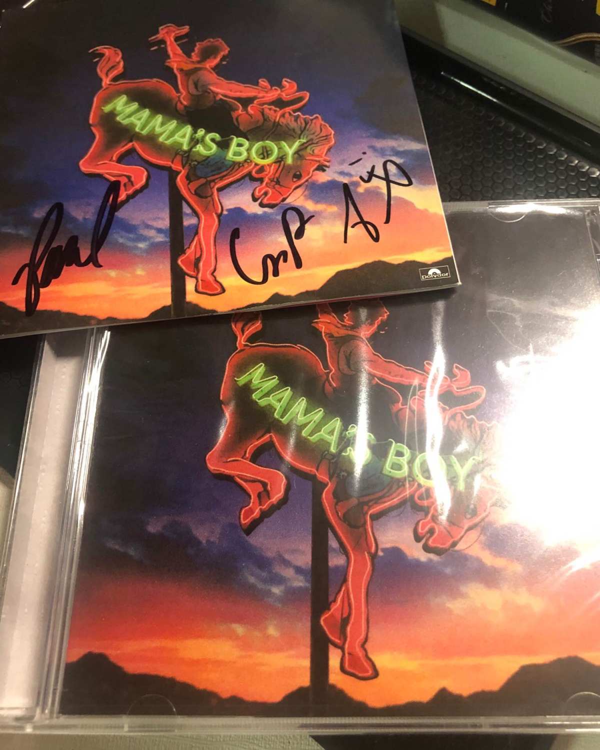 中邮海外购+ LANY 官网+ mama’s boy CD 