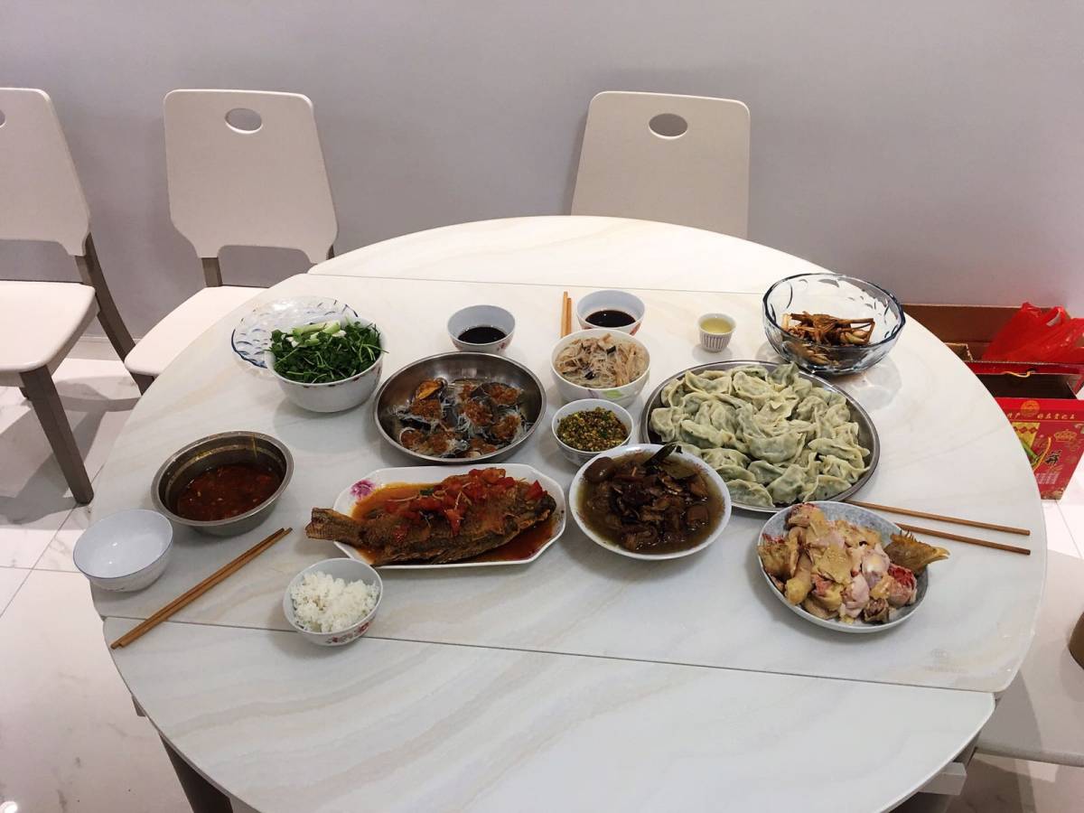 #我家年夜饭# 祝大家新年快乐🎉🎊🎆 一家三口，简简单