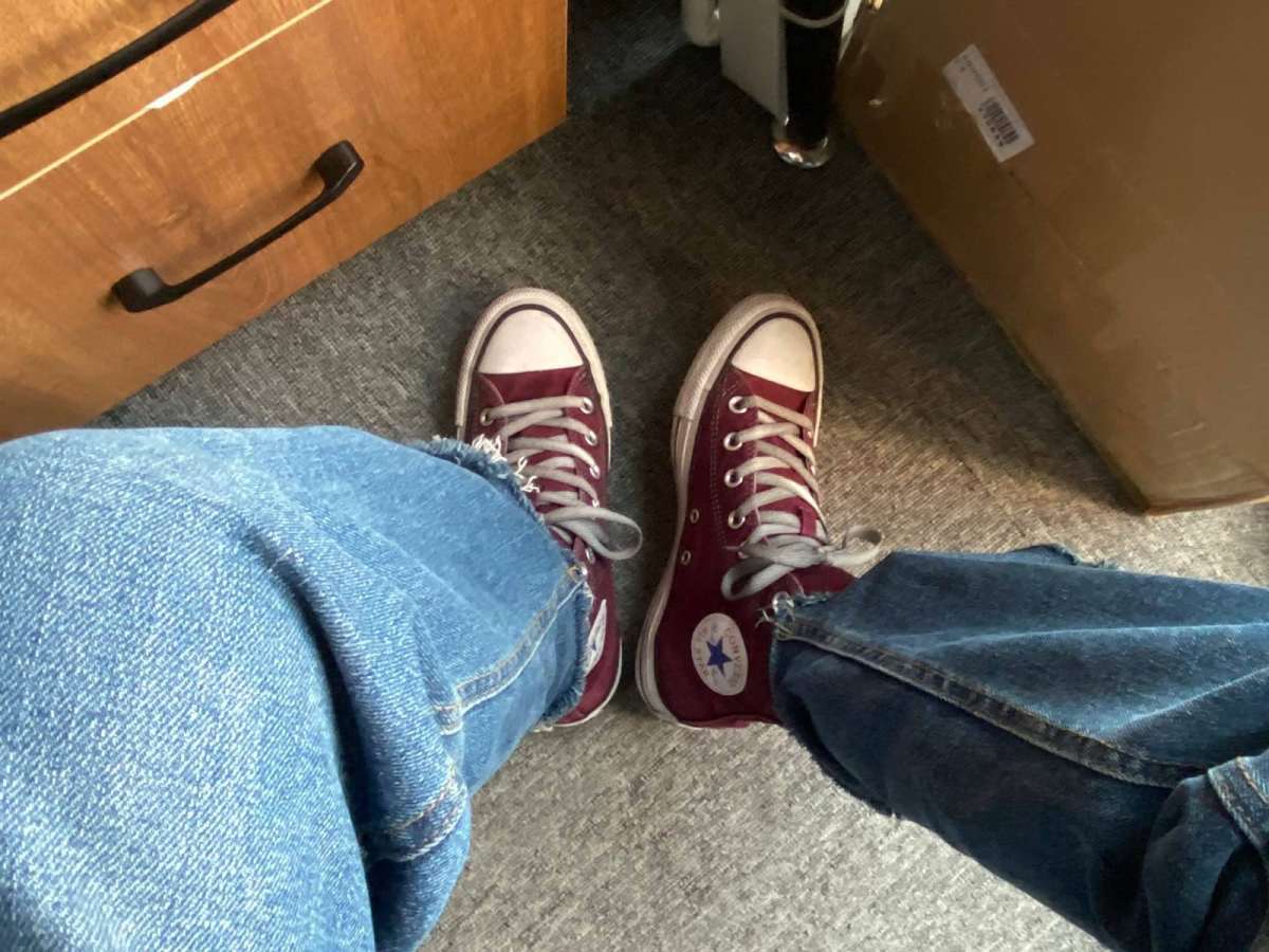 新春晒单挑战6⃣️匡威鞋！ 请人手一双好吗？ 匡威鞋，胖脚无