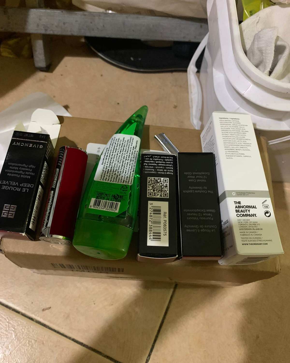 海淘FU美无止境：纪梵希n37  历时一个月，口红190多一