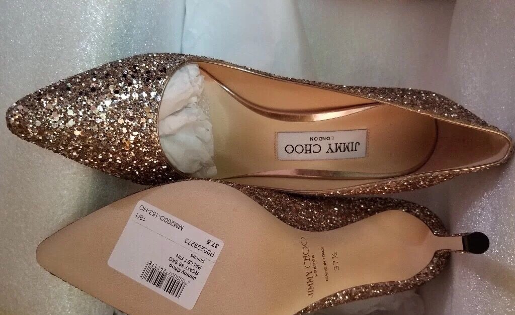 超便宜入手的鞋👠👠 jimmy choo 简直太懂女孩子