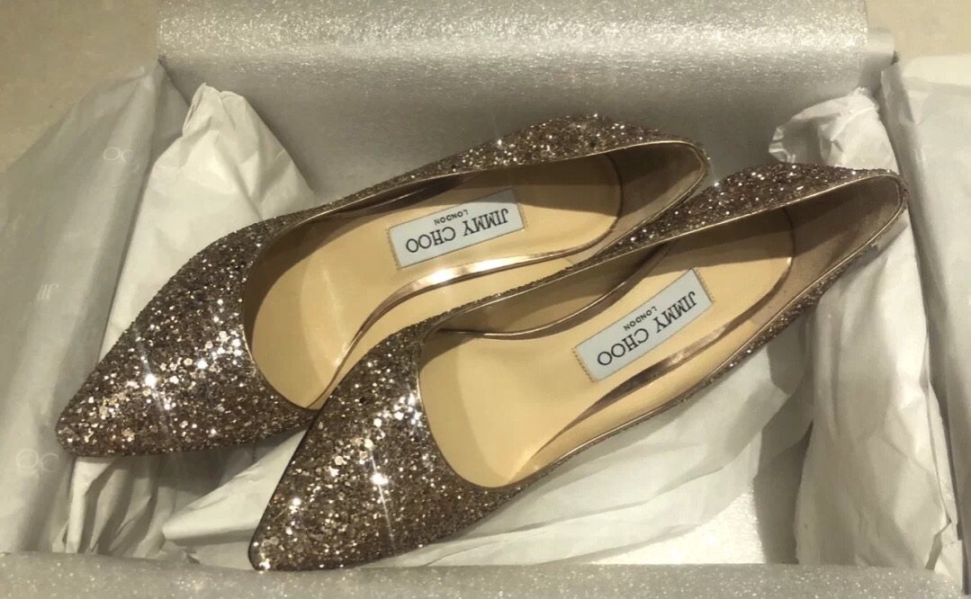 超便宜入手的鞋👠👠 jimmy choo 简直太懂女孩子