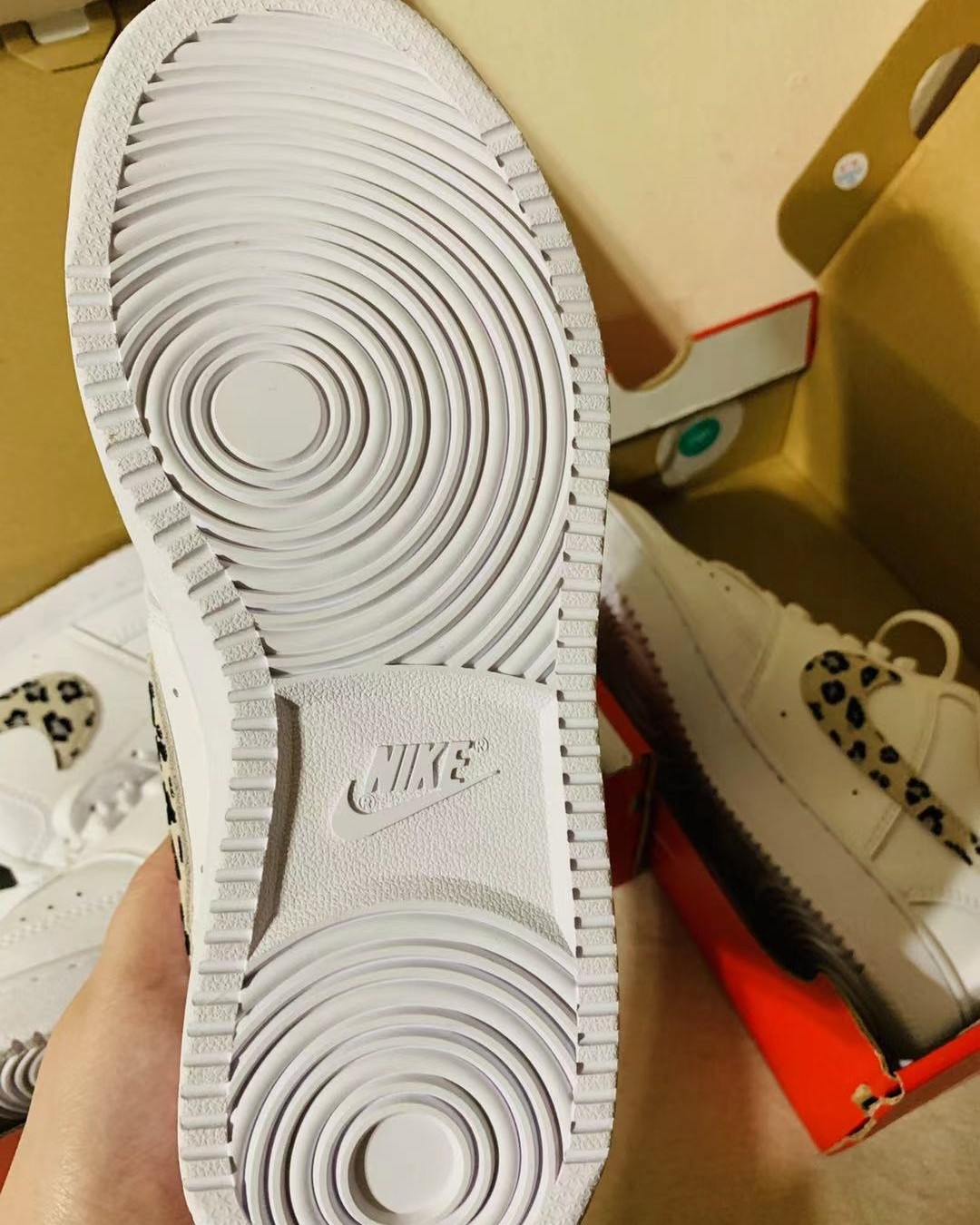 #新春晒单挑战#nike新款豹纹女鞋 这一款前天晚上大家都在