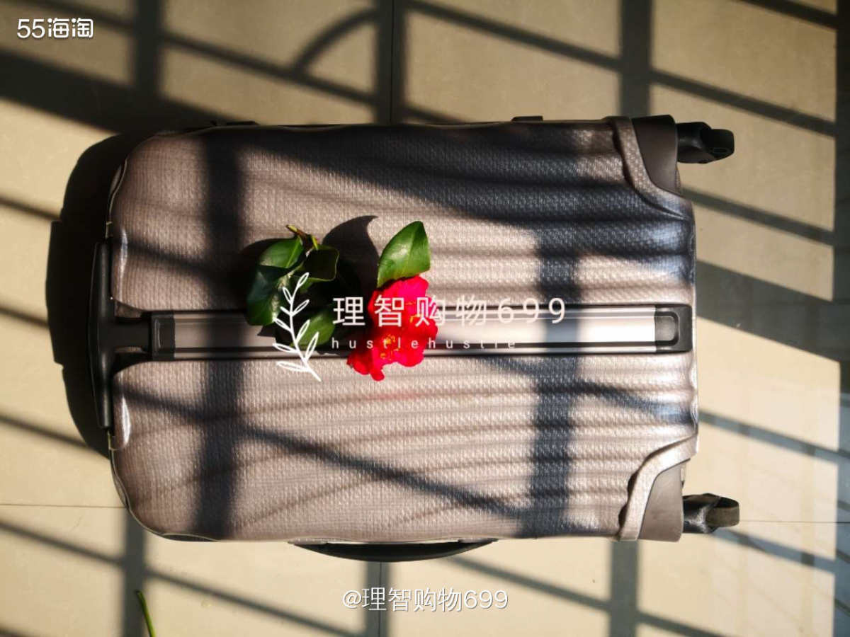 上海外购买新秀丽贝壳  🏷👉🏻喜欢新秀丽贝壳，因为轻，