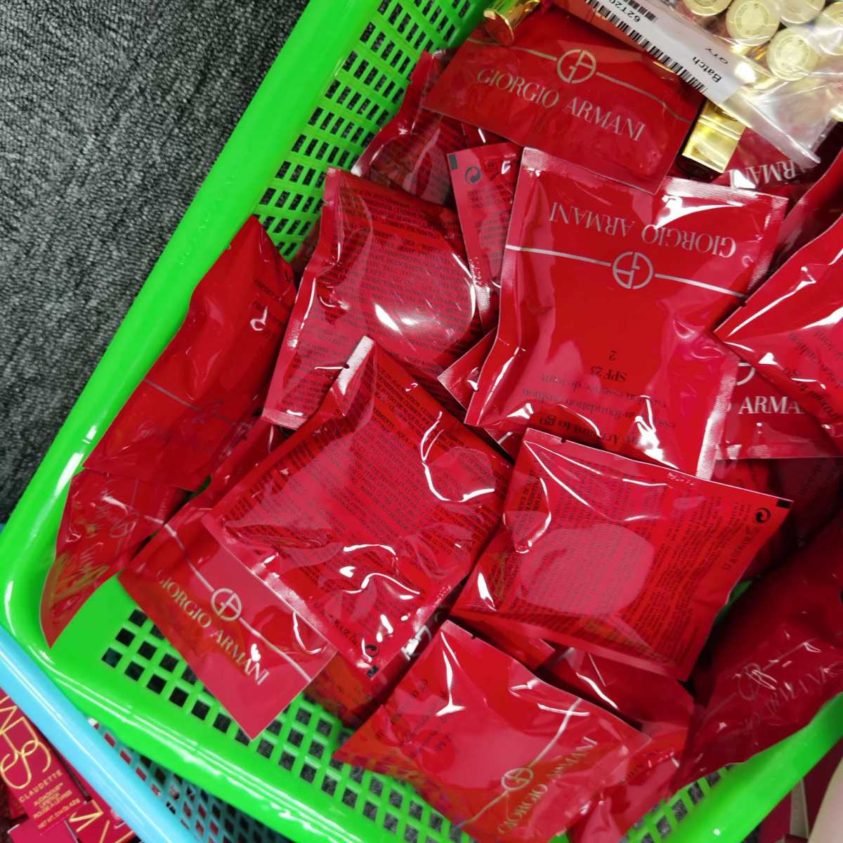 你永远不知道拥有了一堆小样是什么样的感觉 今年现在为还没用过