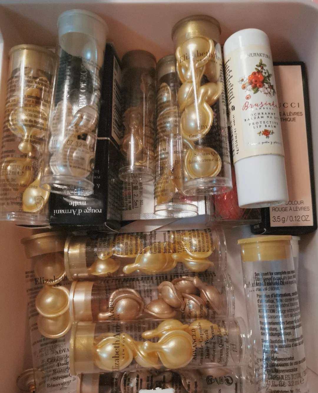 金胶、粉胶、银胶、啵啵胶、小鲜胶...雅顿的胶你分清楚了吗？