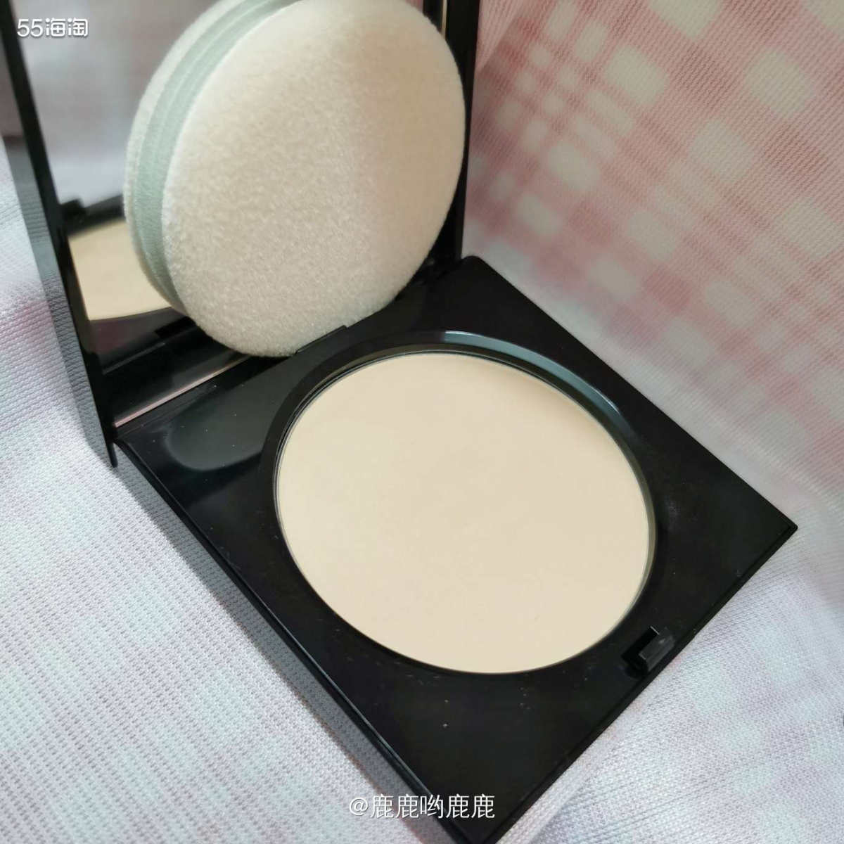 芭比布朗的羽蜜粉饼5号色soft sand纱贝，其实也很不错