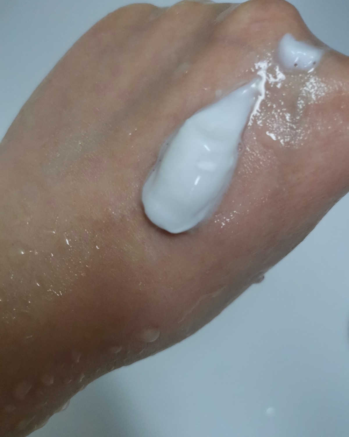 新春晒单挑战---资生堂洗面奶        这是我目前在用