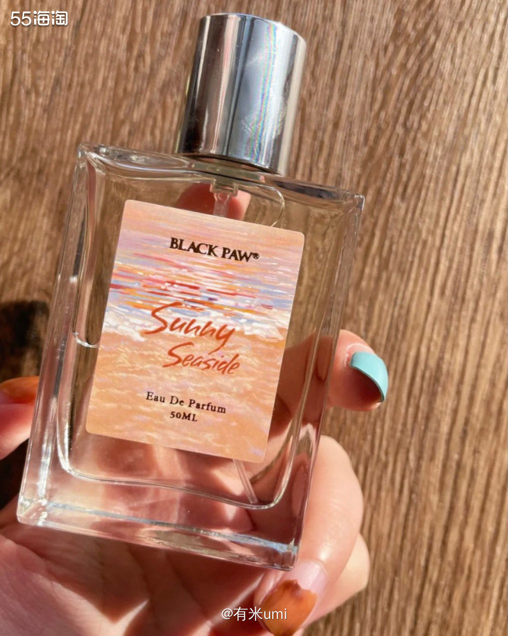 春季香水混搭｜平价小香  最近一直把这两款香水做混搭，主要价